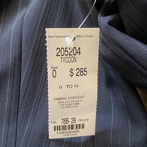 Etcetera Flare Sleeve Pinstriped Navy Blue Blazer/Suite Jacket - Picture 9 of 10